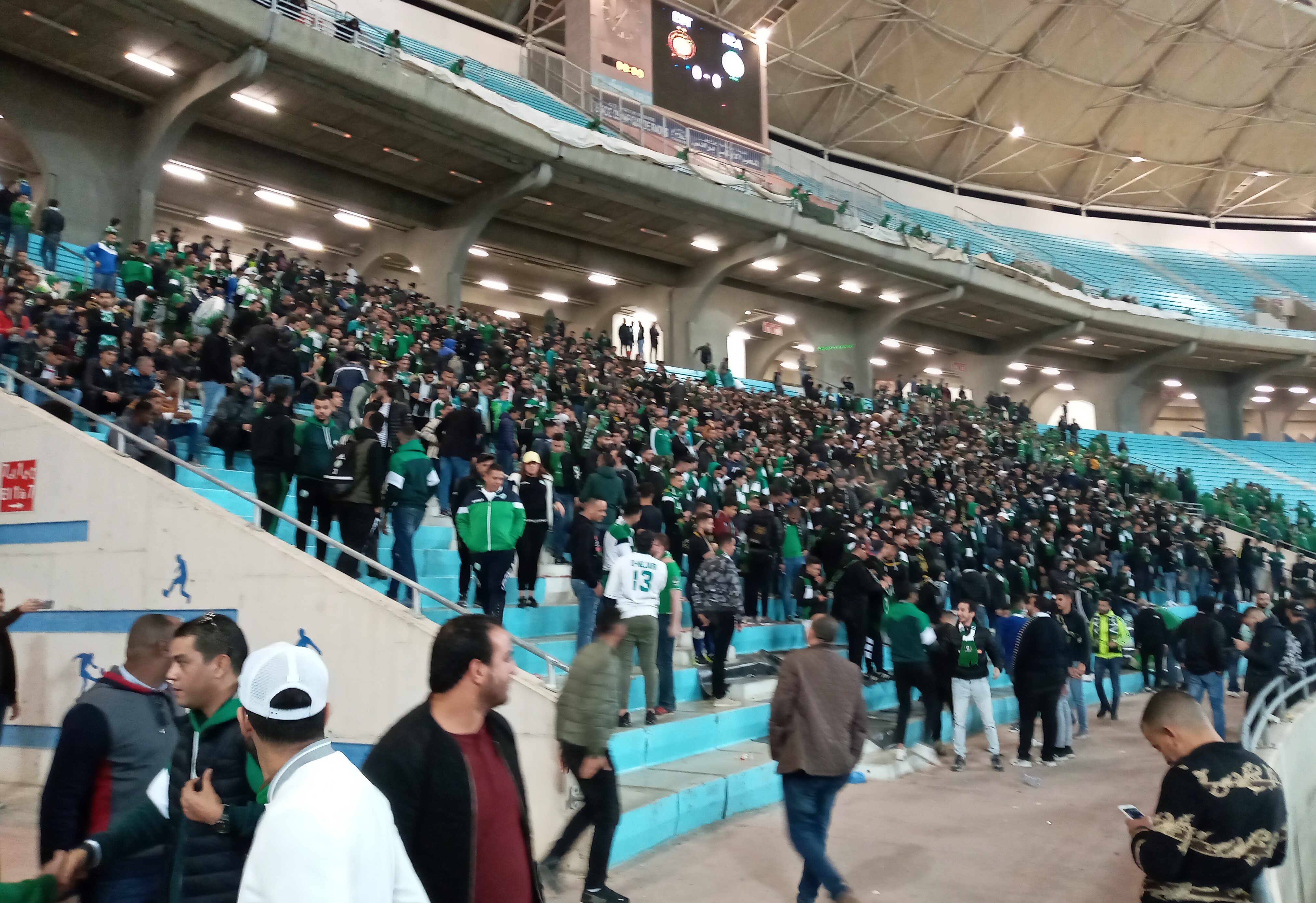 Raja fans